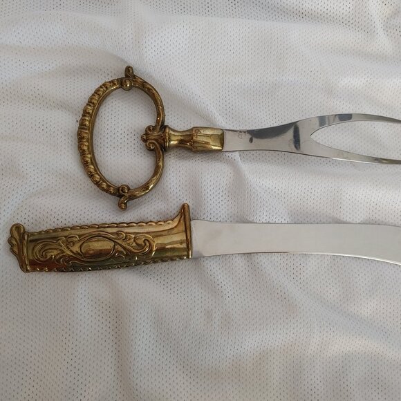 Gold and Silver Carving Set by Morrells - Picture 5 of 12